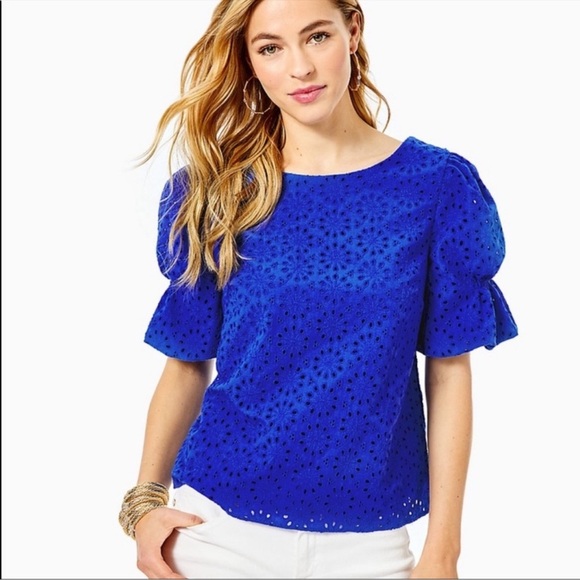 NWOT Lily Pulitzer Royal Blue Eyelet Cotton Blouse Size XS - Picture 1 of 7